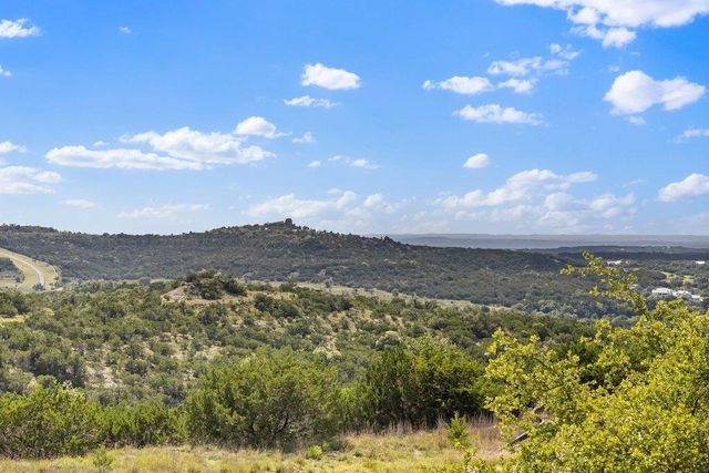 360 Stacey Ann CV, Dripping Springs, TX 78620