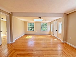 191-195 Weston St 191, Waltham, MA 02453