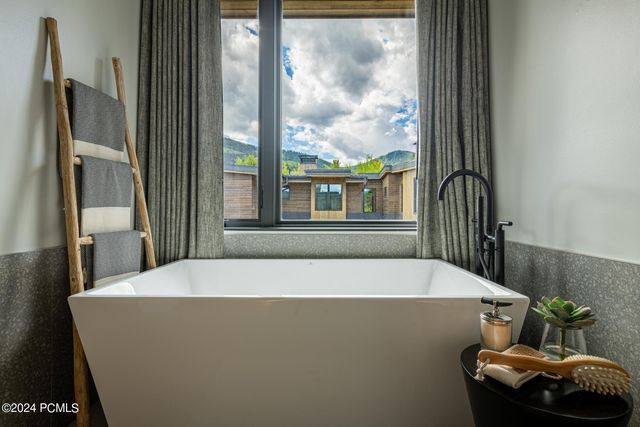 3463 Ridgeline Drive, Park City, UT 84098