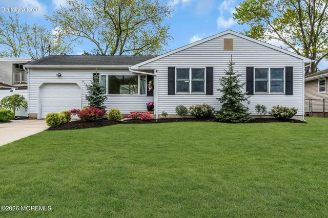 516 Barclay Drive, Point Pleasant, NJ 08742