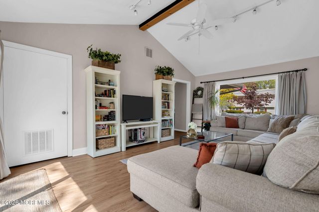 516 Barclay Drive, Point Pleasant, NJ 08742