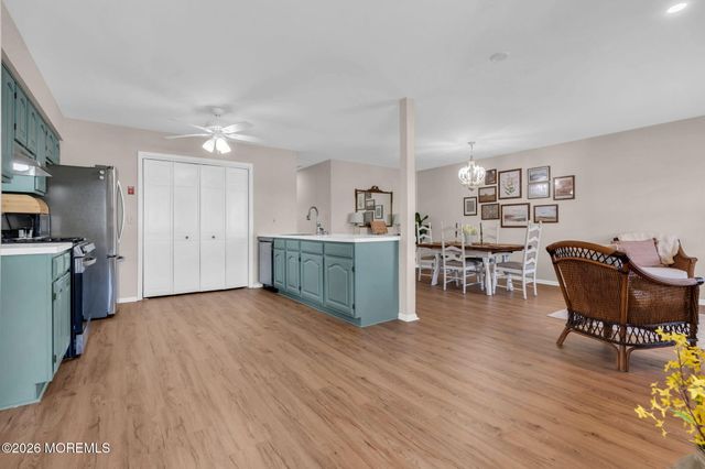 516 Barclay Drive, Point Pleasant, NJ 08742
