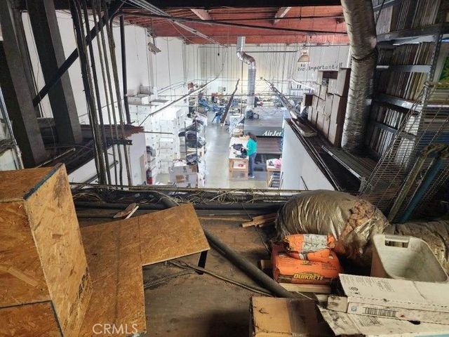 3635 S San Pedro Street, Los Angeles, CA 90011