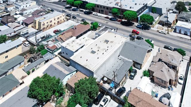 3635 S San Pedro Street, Los Angeles, CA 90011