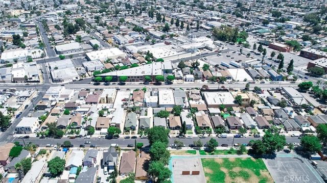 3635 S San Pedro Street, Los Angeles, CA 90011