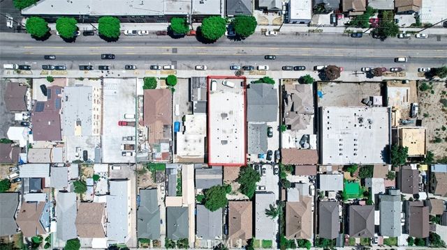 3635 S San Pedro Street, Los Angeles, CA 90011