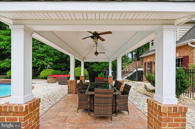 11 WALTERS WAY, Pasadena, MD 21122