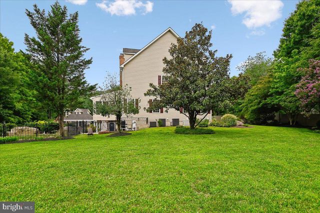11 WALTERS WAY, Pasadena, MD 21122