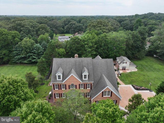 11 WALTERS WAY, Pasadena, MD 21122