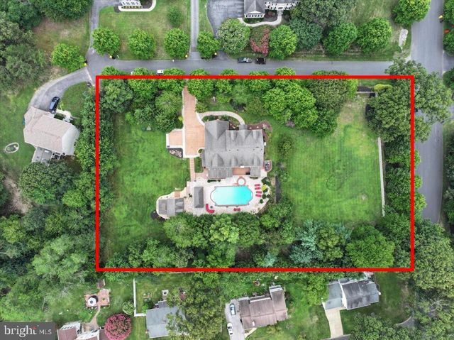 11 WALTERS WAY, Pasadena, MD 21122
