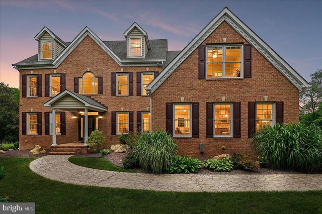 11 WALTERS WAY, Pasadena, MD 21122