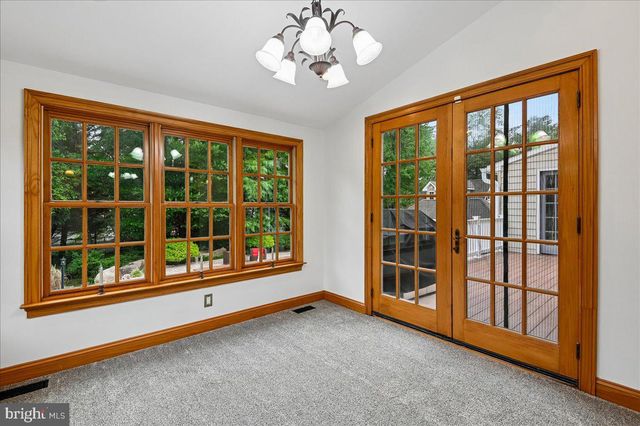11 WALTERS WAY, Pasadena, MD 21122