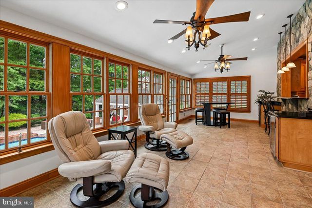 11 WALTERS WAY, Pasadena, MD 21122