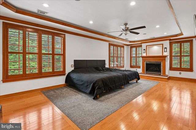 11 WALTERS WAY, Pasadena, MD 21122