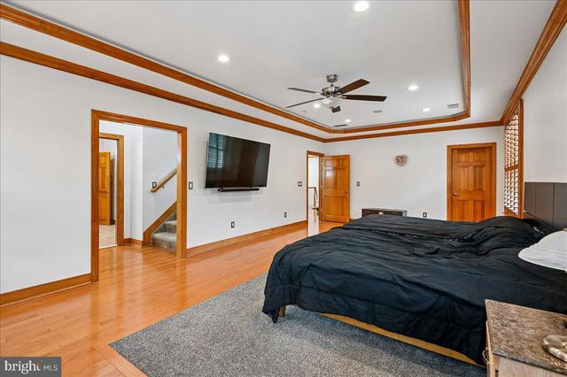 11 WALTERS WAY, Pasadena, MD 21122