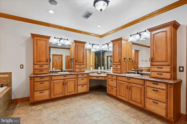 11 WALTERS WAY, Pasadena, MD 21122