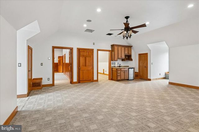 11 WALTERS WAY, Pasadena, MD 21122