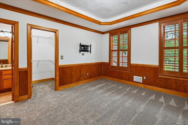 11 WALTERS WAY, Pasadena, MD 21122