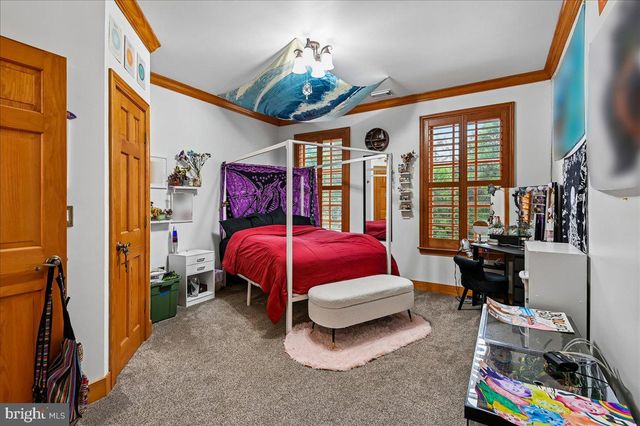 11 WALTERS WAY, Pasadena, MD 21122