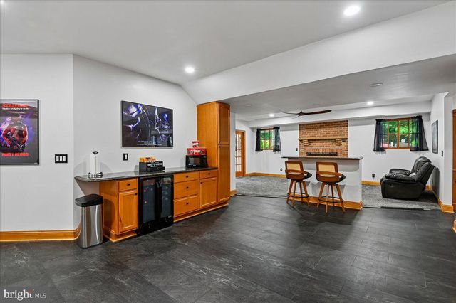 11 WALTERS WAY, Pasadena, MD 21122