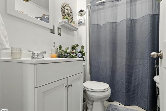 303 Poplar Street, Gaffney, SC 29341