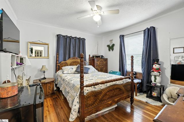 303 Poplar Street, Gaffney, SC 29341