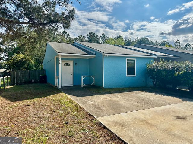 226 Northlake Drive, Warner Robins, GA 31093