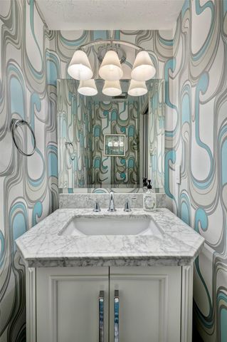 2750 Fontana Drive, Houston, TX 77043