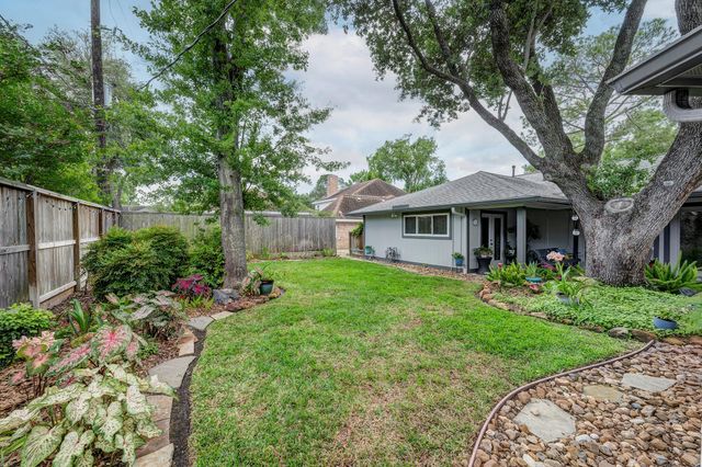2750 Fontana Drive, Houston, TX 77043
