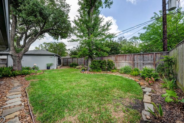 2750 Fontana Drive, Houston, TX 77043