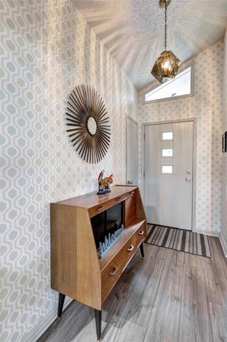 2750 Fontana Drive, Houston, TX 77043