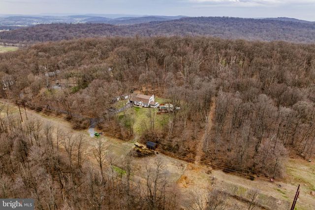 2337 LAUREL TOP CIR, Narvon, PA 17555