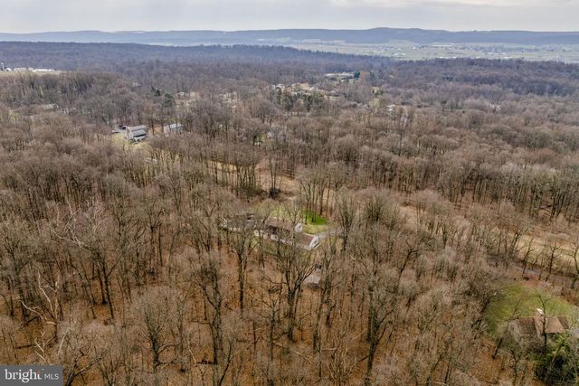 2337 LAUREL TOP CIR, Narvon, PA 17555