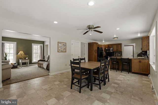 2337 LAUREL TOP CIR, Narvon, PA 17555