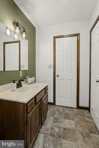 2337 LAUREL TOP CIR, Narvon, PA 17555