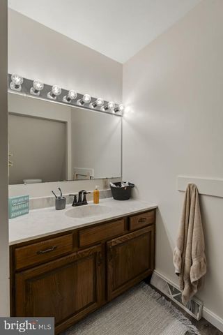 2337 LAUREL TOP CIR, Narvon, PA 17555