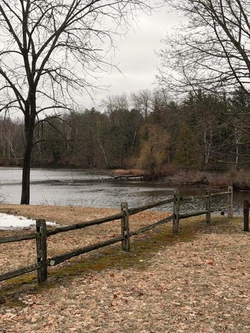 156 S Stearns Street, Barryton, MI 49305