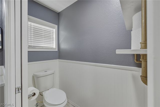 1204 NE 10th TER, Cape Coral, FL 33909