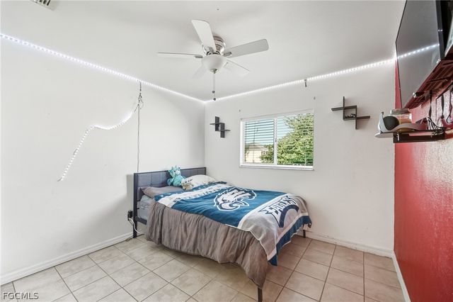 1204 NE 10th TER, Cape Coral, FL 33909