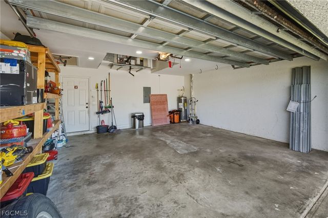 1204 NE 10th TER, Cape Coral, FL 33909