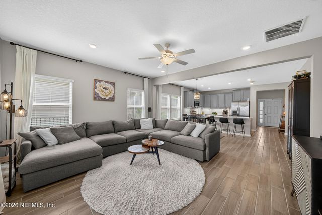 9717 LOVAGE Lane, Jacksonville, FL 32219