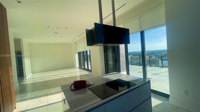 17141 Collins Ave 3102, Sunny Isles Beach, FL 33160