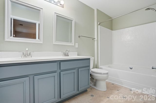 10851 Garden Oaks Lane, Charlotte, NC 28273