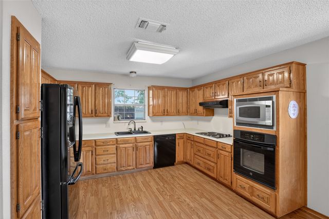 5103 El Rancho Court, Arlington, TX 76017