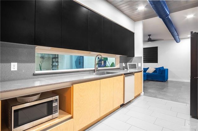 6706 N 11th Lane, Mcallen, TX 78504