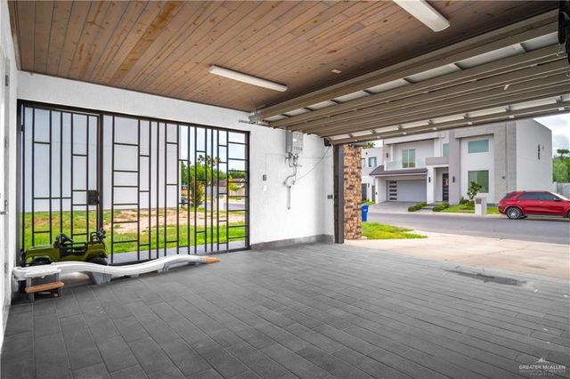 6706 N 11th Lane, Mcallen, TX 78504