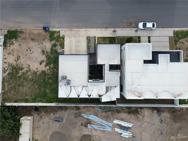 6706 N 11th Lane, Mcallen, TX 78504