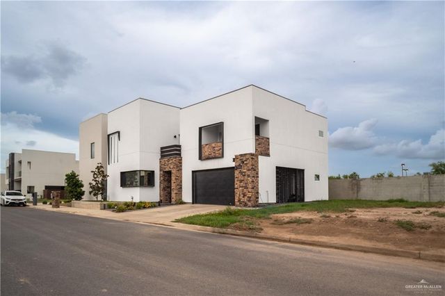 6706 N 11th Lane, Mcallen, TX 78504