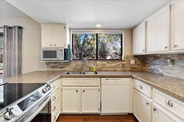 1786 ROLLING HILLS Drive, Prescott, AZ 86303