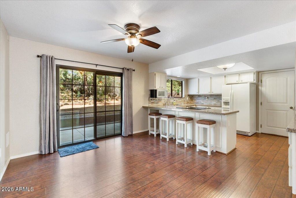 Image 11 of property listing at 1786 ROLLING HILLS Drive, Prescott, AZ 86303